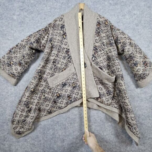 Women sweaters - Picture 3 of 6